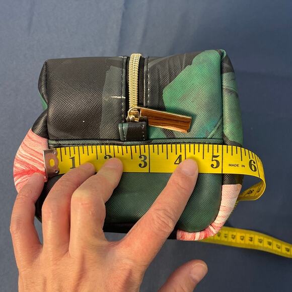 Jo&Jo Australia Make up/Accessory Bag Green/Pink/White Flamingo Clean Inside - Picture 11 of 11